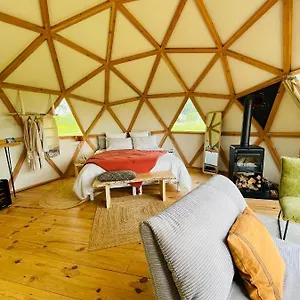 Dome Insolite Cedre Jacuzzi Et Petits Dejeuners Inclus Tente de luxe Lagraulet-du-Gers