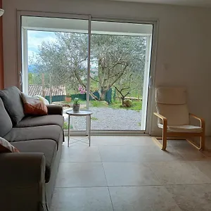 Hébergement de vacances Les Muguets - 4 Personnes - Confort Et Vue Imprenable, Largentière